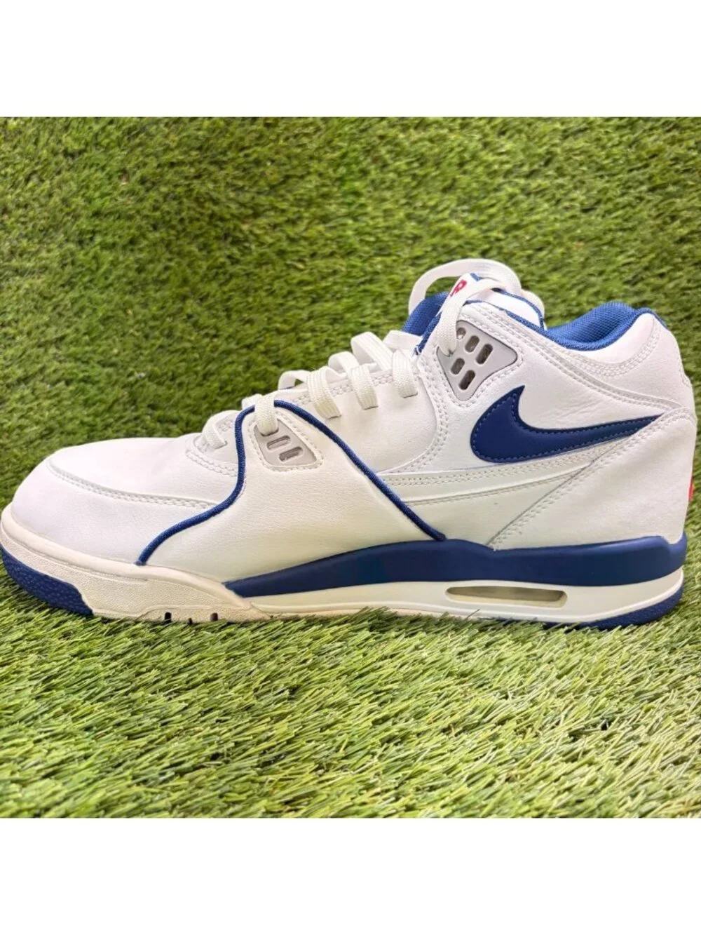 Nike please review